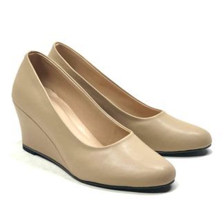Liliw Laguna Vegan Leather Wedge closed office Shoes in Nude Beige
