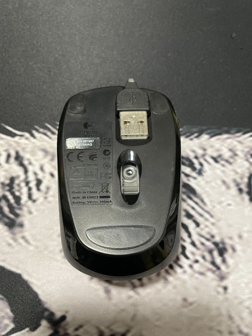 【Logitech羅技】 M125 伸縮線光學滑鼠 桃色 絕版 (線長73公分) #24吃土季, 電腦及科技產品, 電腦周邊產品, 電腦滑鼠及 ...