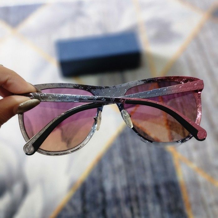 Louis vuitton 2024 vertigo sunglasses