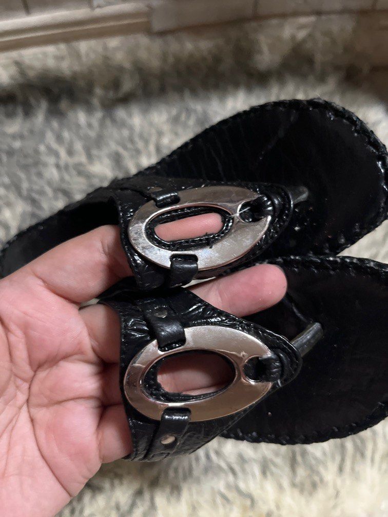 Lucky top on sale sandals