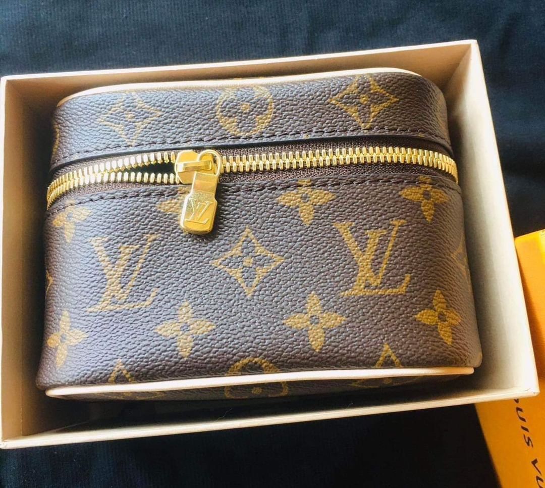 LV vanity small (Category: Luxury Bags & Wallets) located in Mandaluyong City. Submitted by onlineshopwithri (Listing ID 1278050845, Image 1). Description: With box receipt dustbag and paper bag.