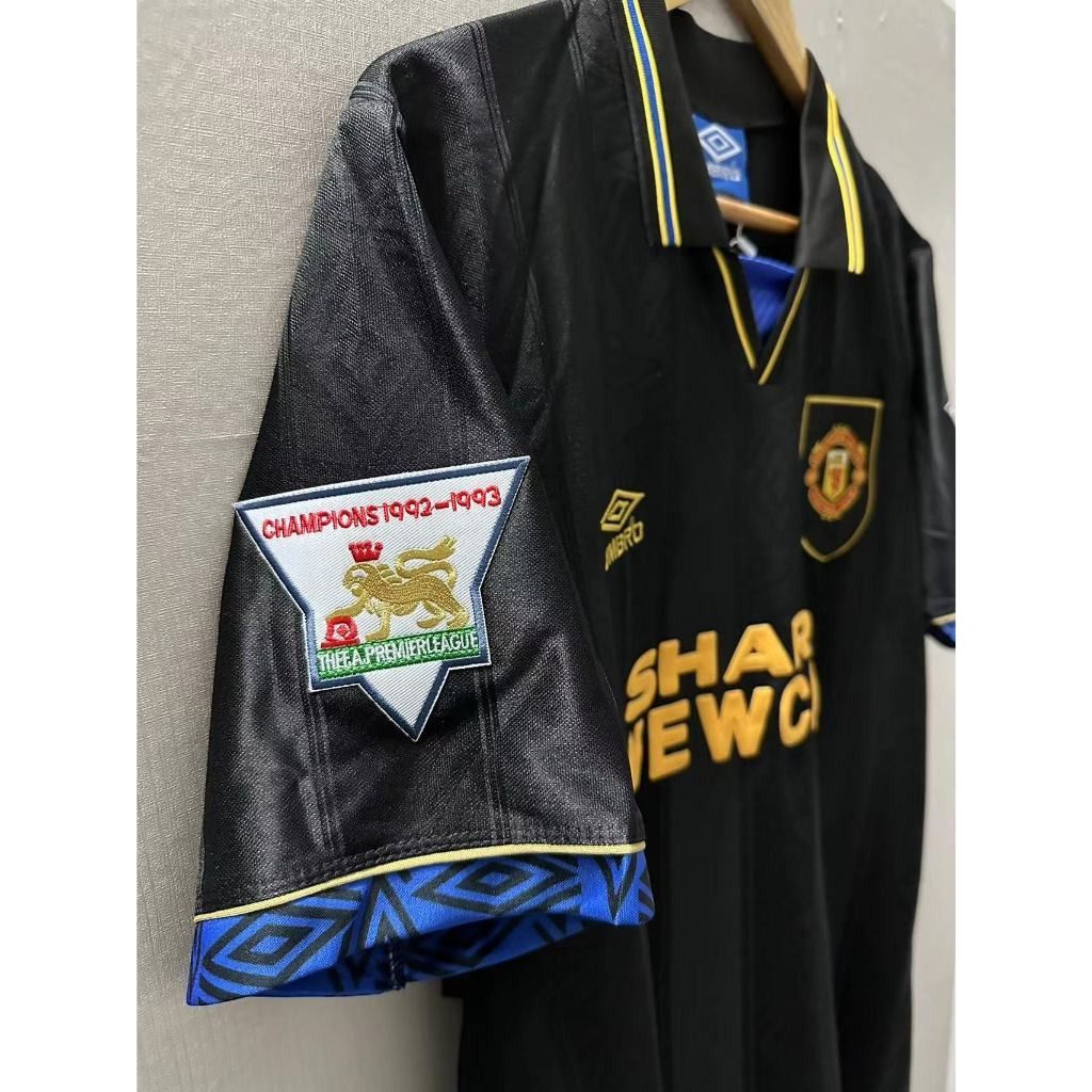Manchester United 93-94 Season Cantona Keane Giggs retro Football