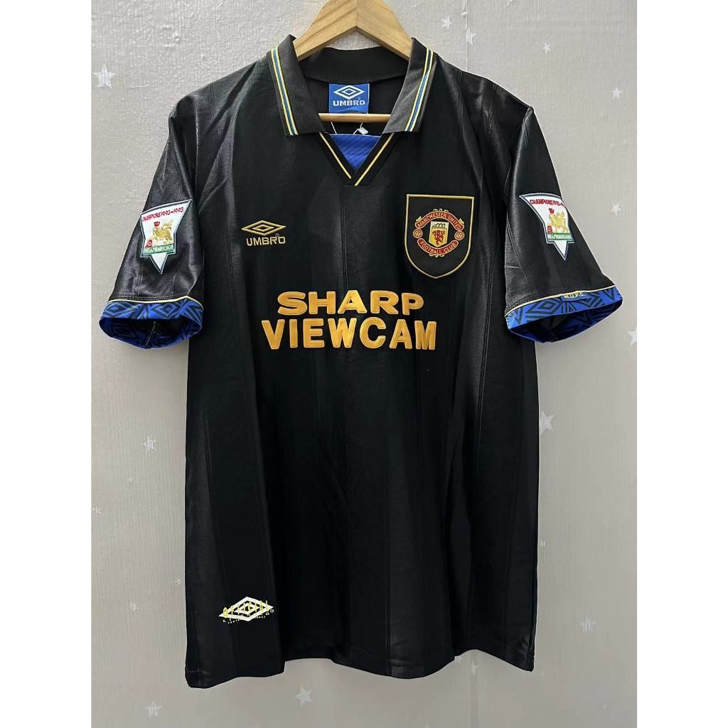 Manchester United 93-94 Season Cantona Keane Giggs retro Football