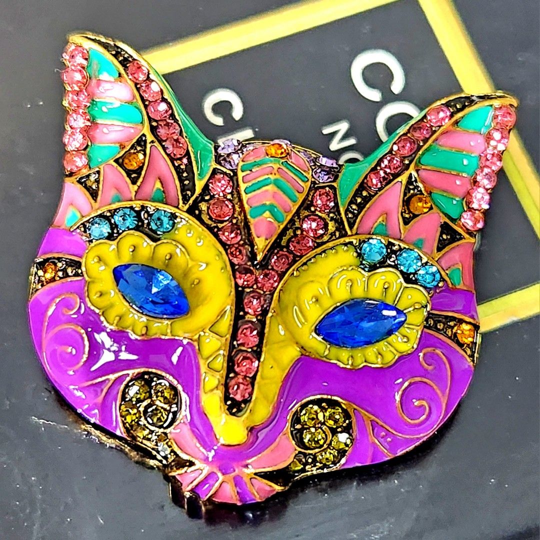 Mardi gras pins brooches top