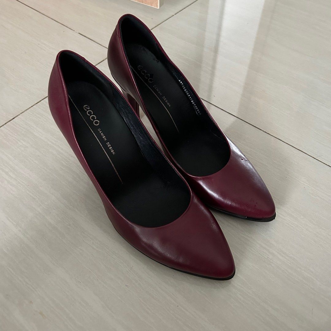 Ecco 38 top