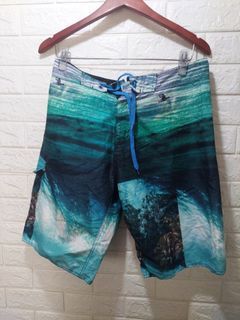 Men's Board Shorts for swimming pre-loved item size 32