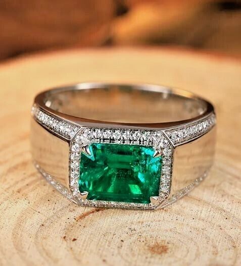 Mens gold emerald ring top