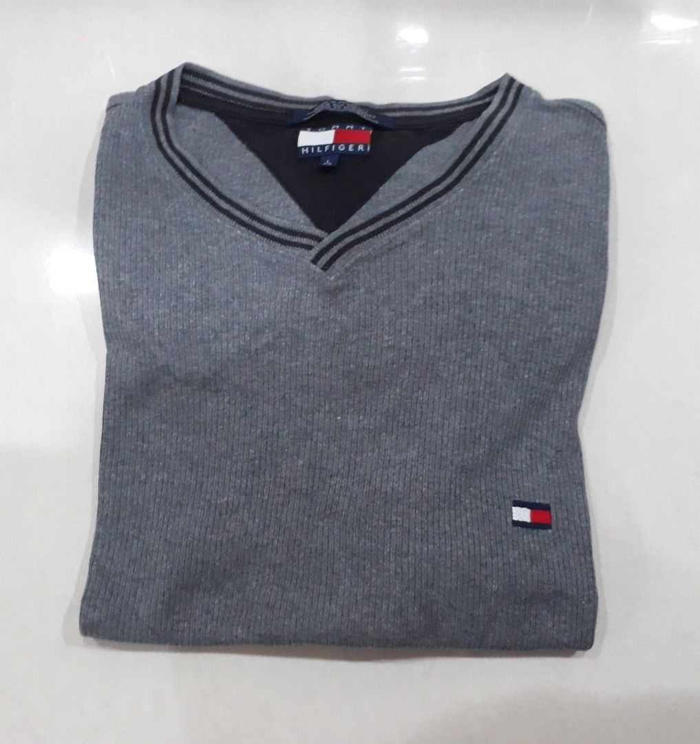 Mens Tommy Hilfiger Grey T shirt Not Uniqlo H M Zara