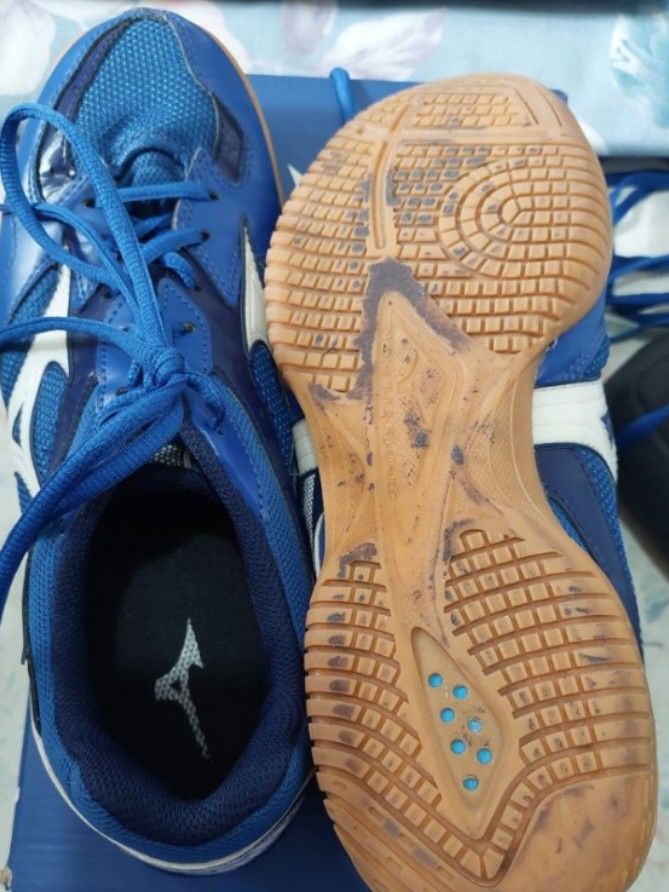 Mizuno wave flick discount