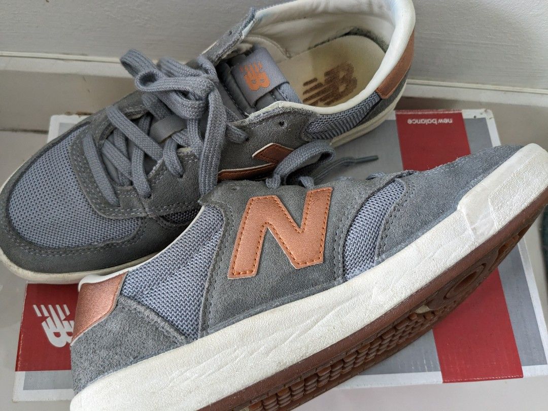 New balance shop rose gold grey