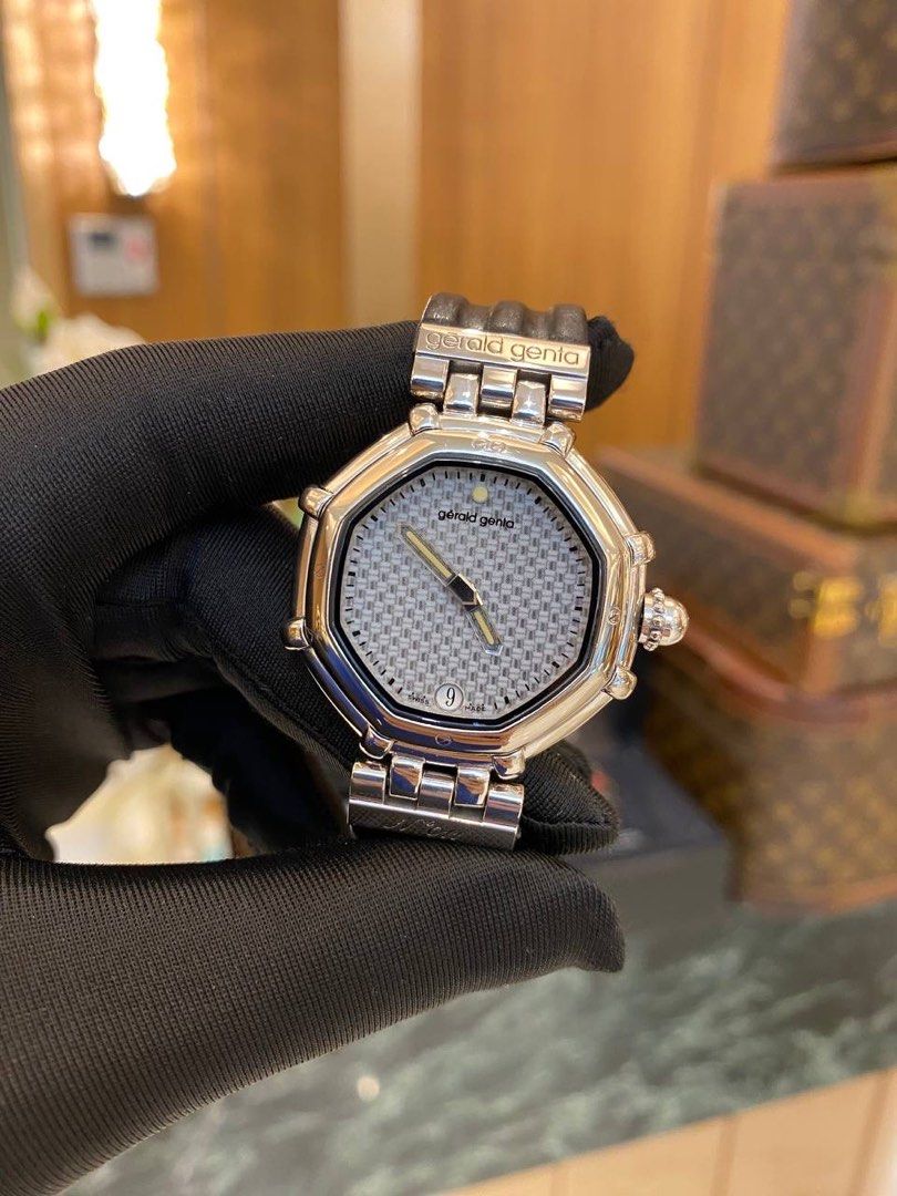 NEW YEAR SALE GERALD GENTA SUCCESS 750 WHITE GOLD 98GRAM OCTAGONAL SAPPHIRE CUT MIRROR 35MM x 40MM AUTOMATIC YEAR 2010 WATCH