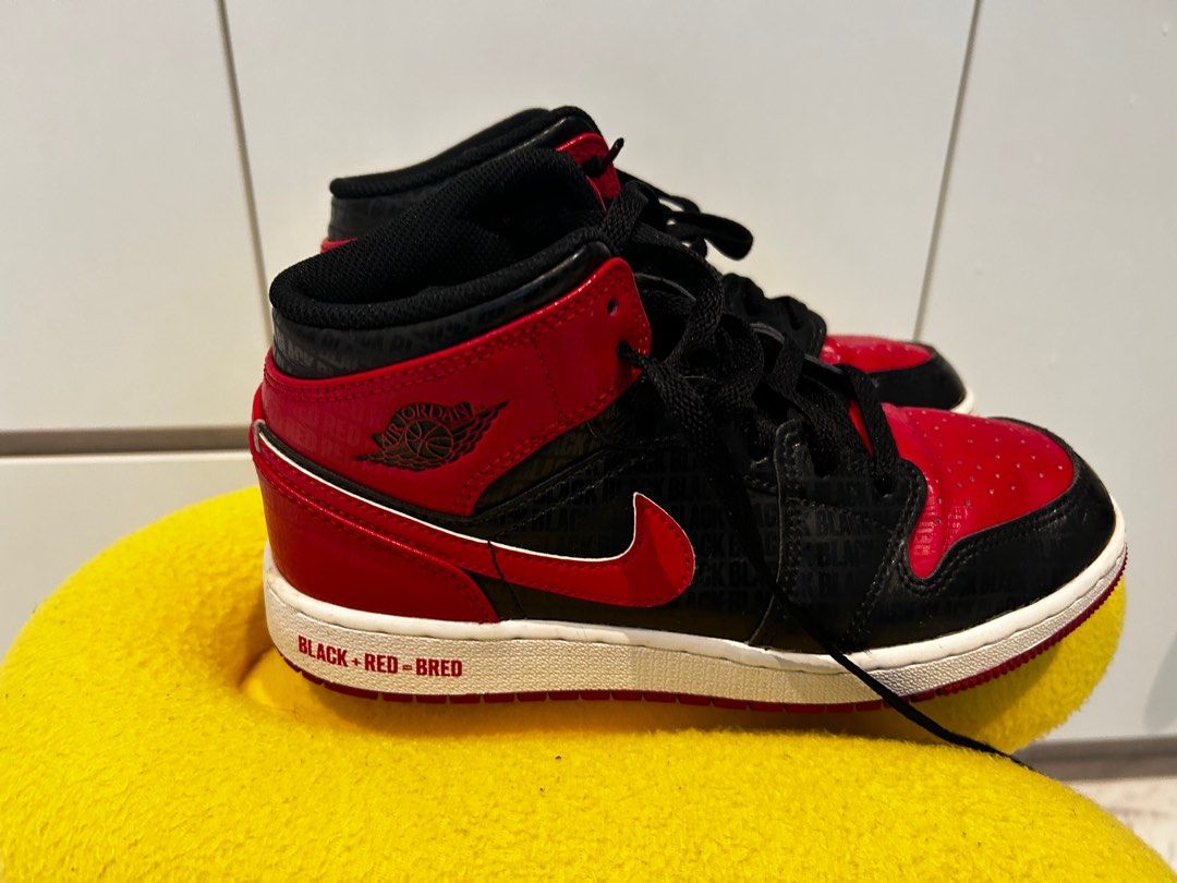 Nike Air Jordans 1 Mid SS Older Kids Luxury Sneakers Footwear
