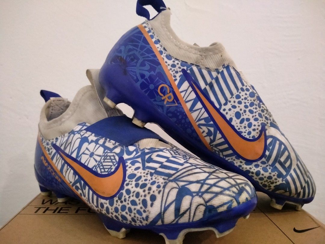 Cr7 boots top boys