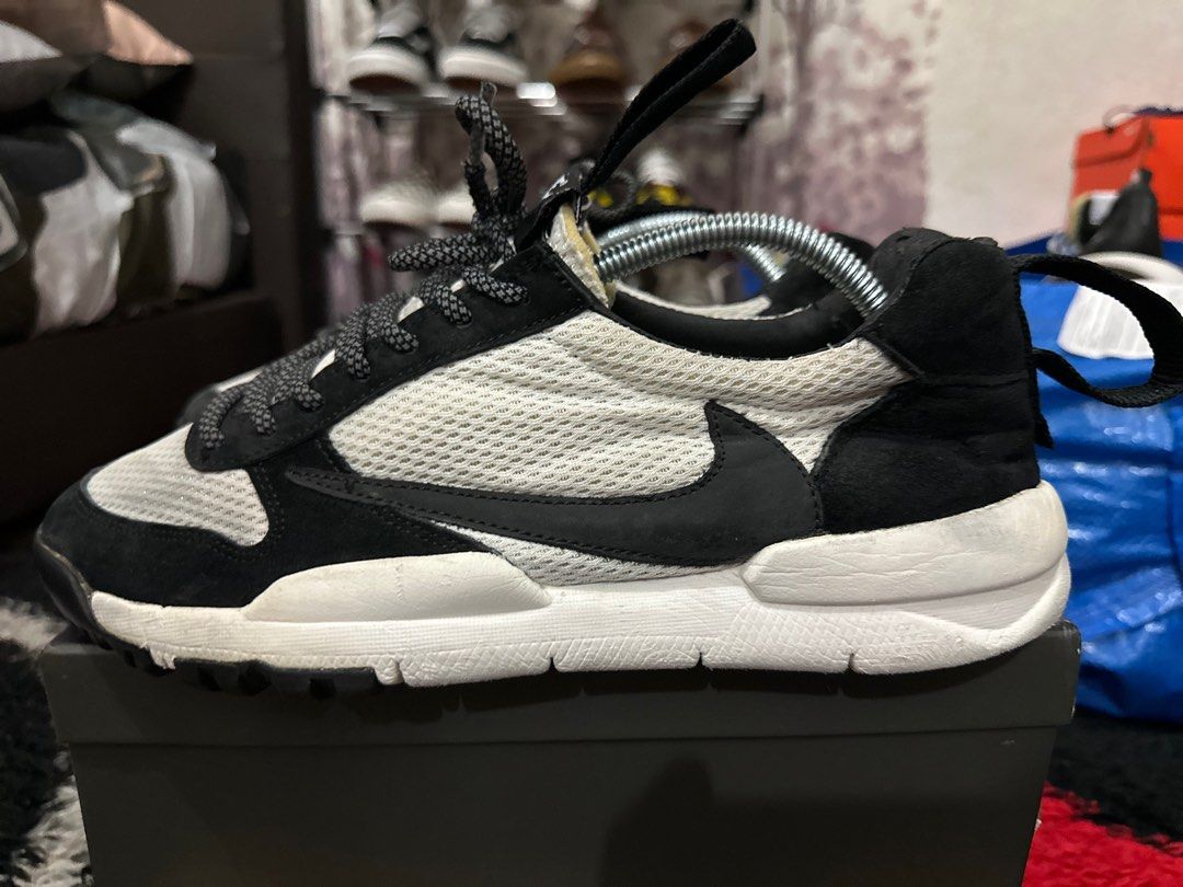 Nike mars new arrivals yard black