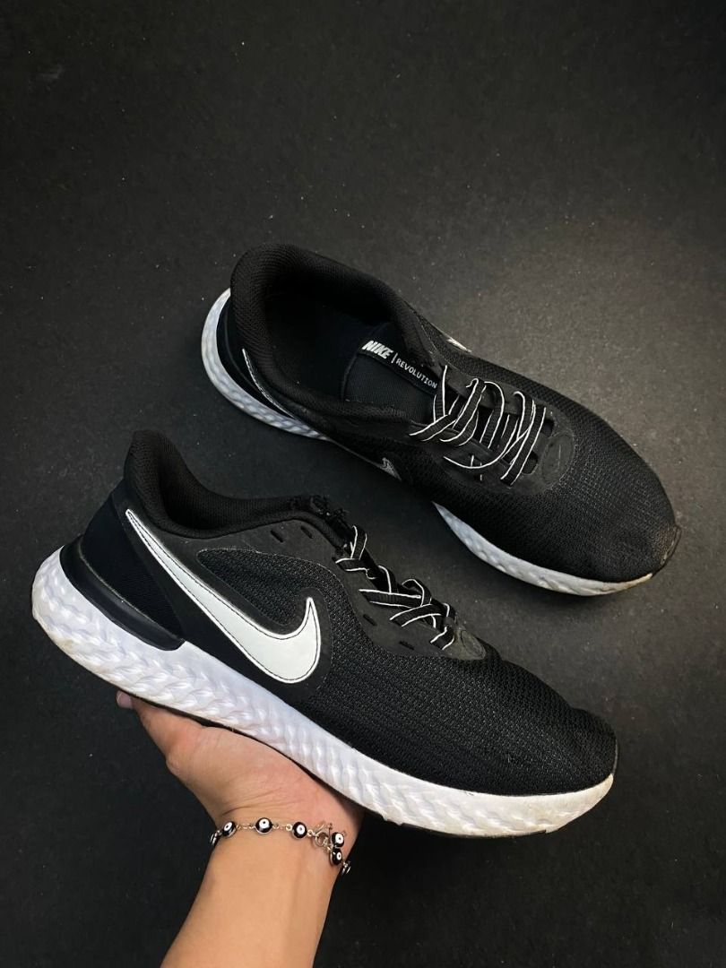 revolution 5 ext nike