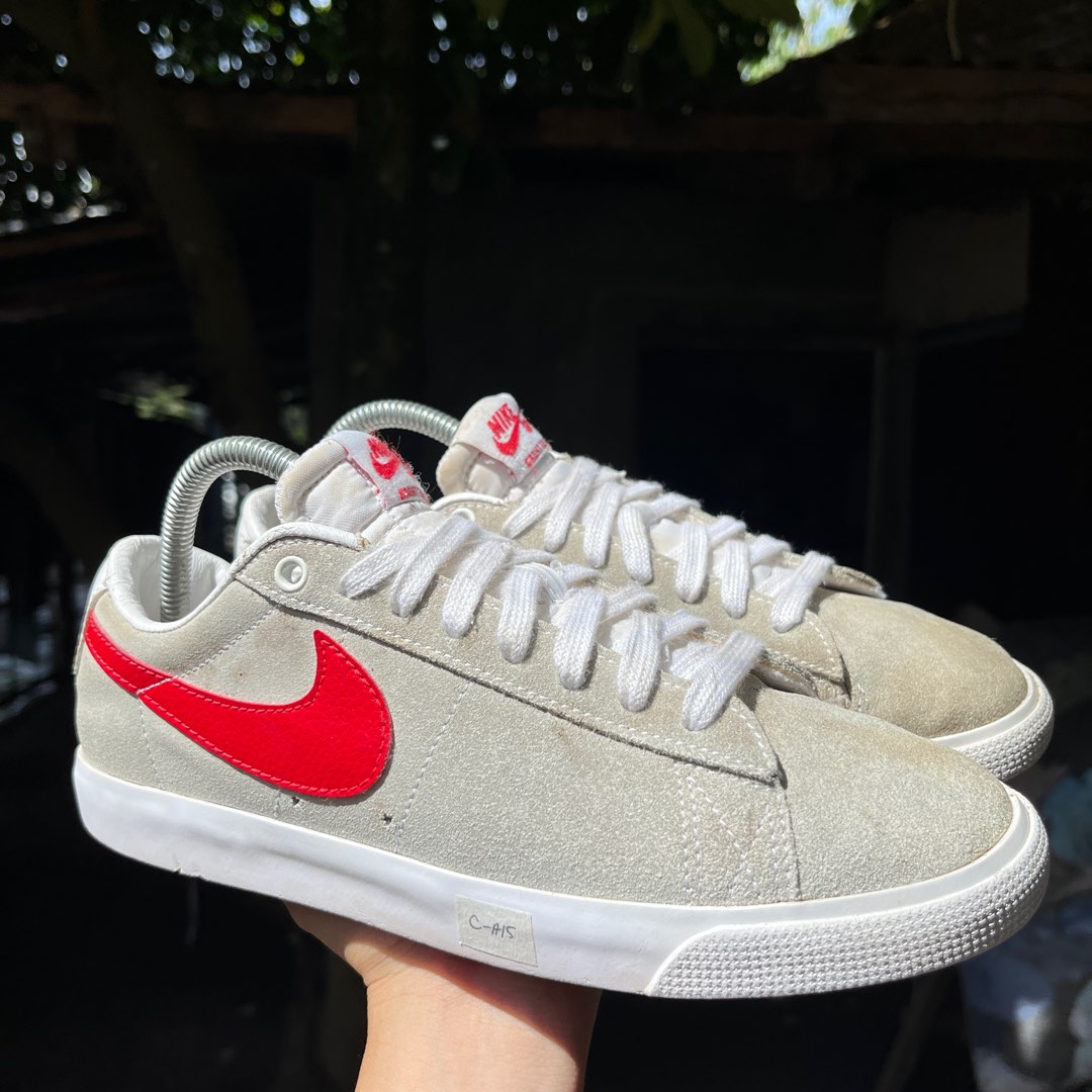 Nike sb blazer low gt sales white and red