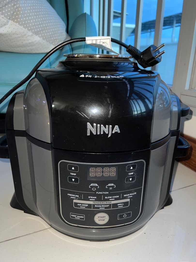 Ninja Foodi OP300 selling cheap only air crisp bake and grill functions