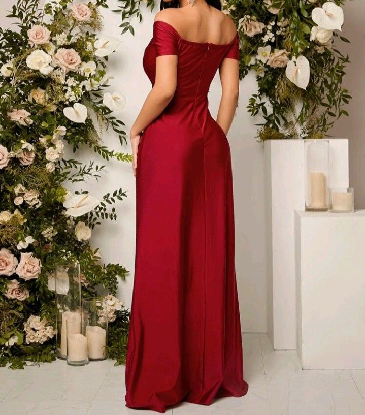 Off Shoulder Dress in Red, Women's Fashion, Dresses & Sets, Evening ...