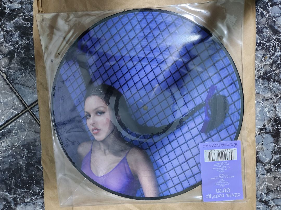 Olivia Rodrigo 2nd album GUTS 12