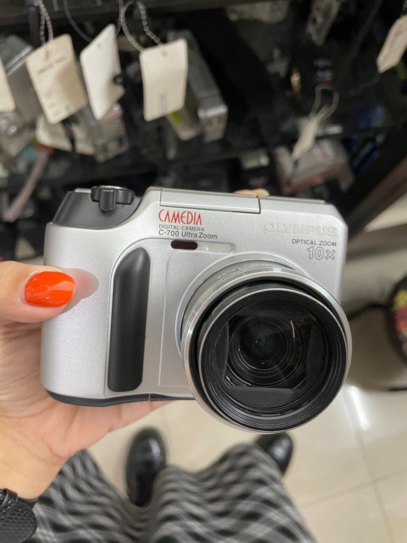 Olympus Camedia C700 Ultra Zoom Digicam, Photography, Cameras on Carousell
