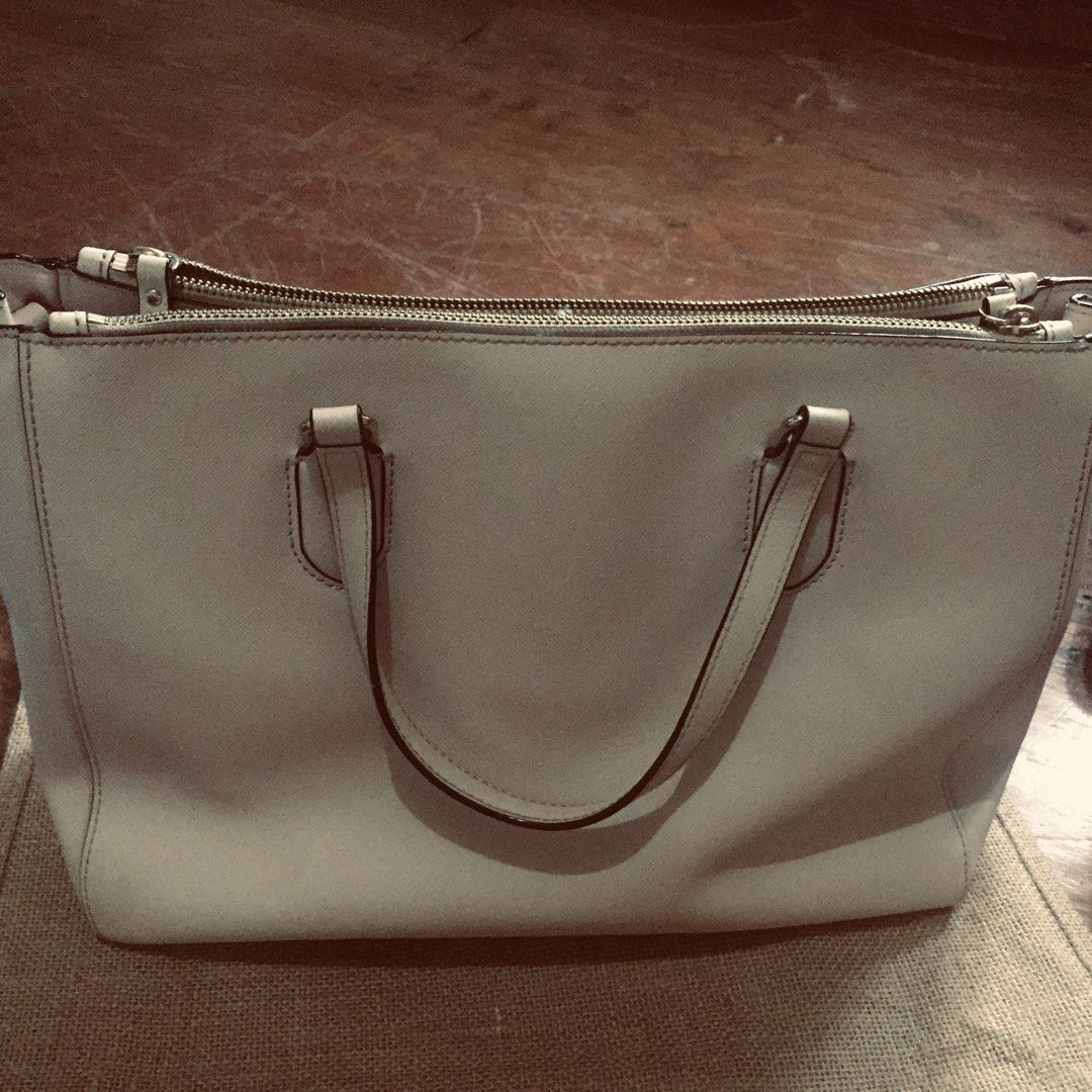Luxury bags deals canada