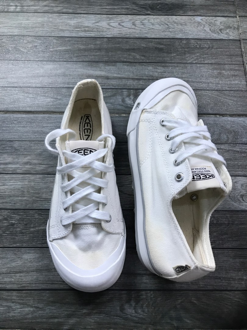 ORIGINAL KEEN VULCANIZED SNEAKERS Men s Fashion Footwear Sneakers on Carousell