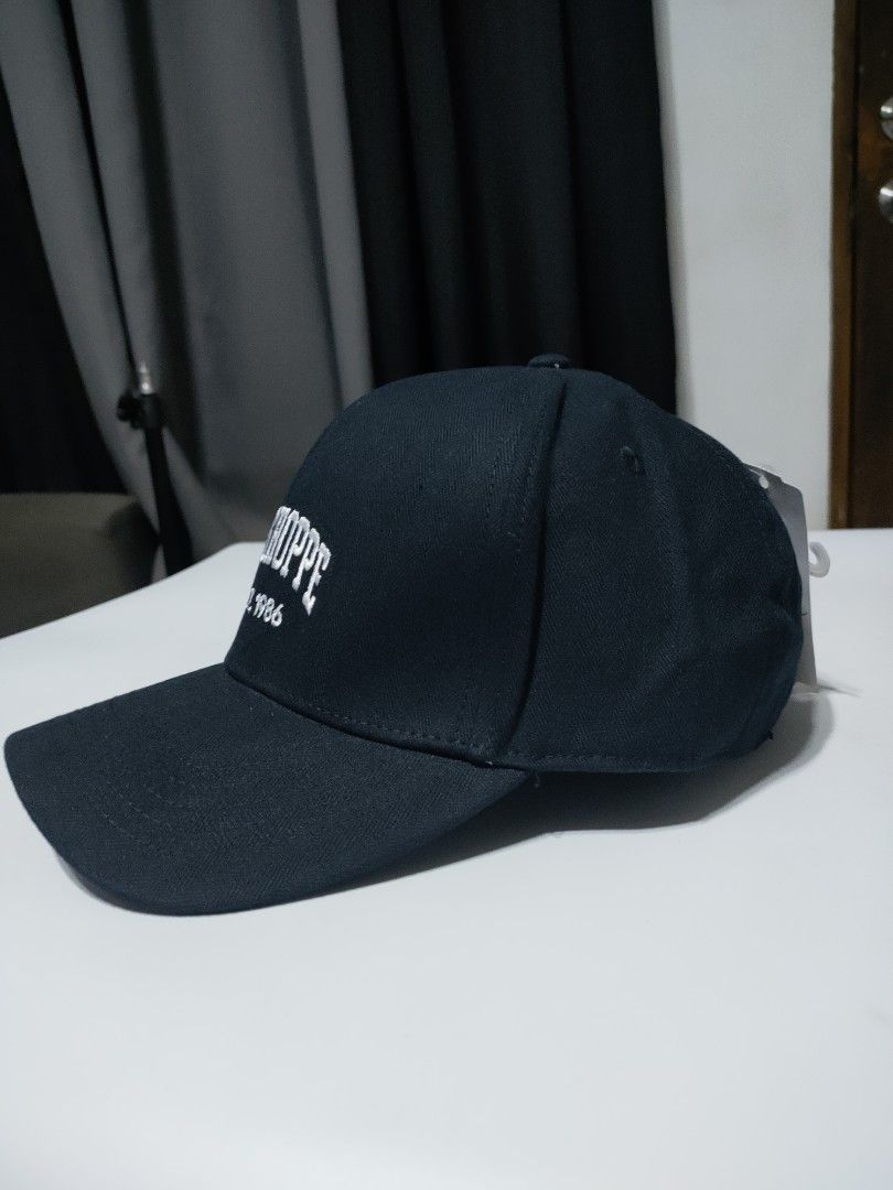 Penshoppe Cap Navy Blue (Category: Caps & Hats) located in Manila. Submitted by blackpackshop (Listing ID 1278003691, Image 2). Description: brandnew w/tag perfect for gift actual pic posted slightly negotiable for sure buyers.