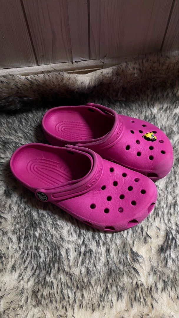 Crocs fairview terraces store