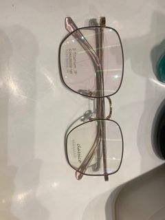 由 wittystore (刊登 ID 1277863216，圖片 1) 提交，位於 的 (類別：)，說明：。