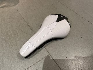 （分類：）位於 。 由 donald_chan_ 提交（商品編號 1278015122，圖片 1）。簡介： 。