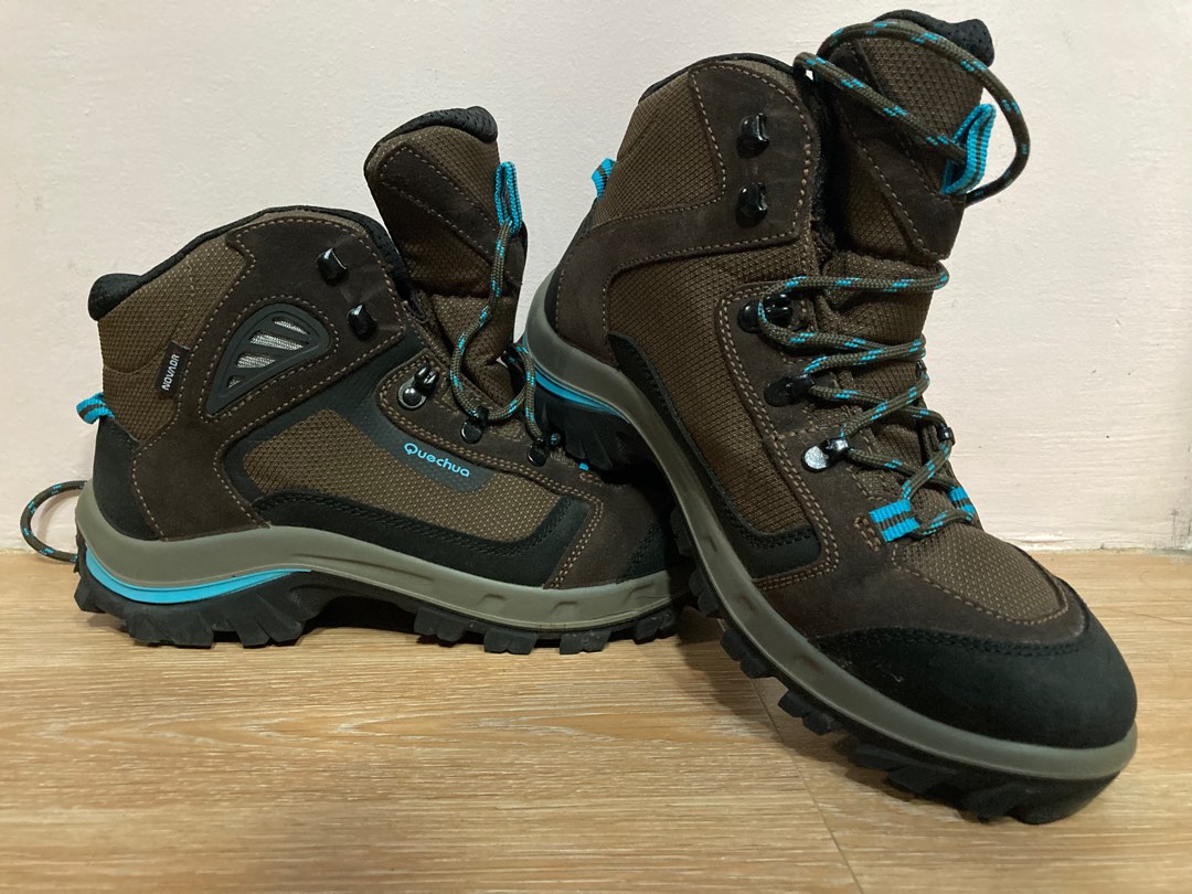 quechua hiking boots