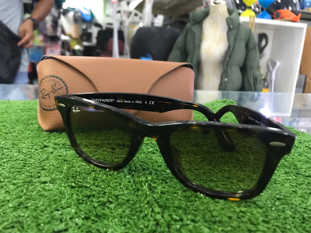 Ray ban 2025 way far