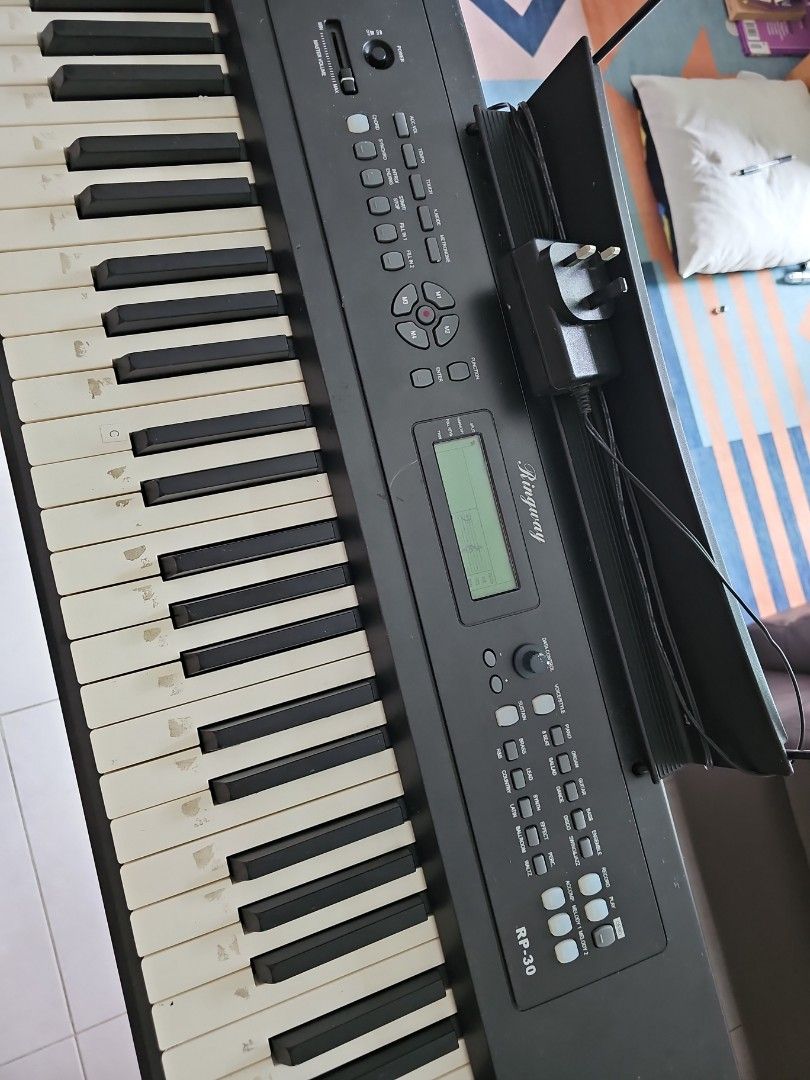 Ringway RP-30 Digital Piano, Hobbies & Toys, Music & Media, Musical ...