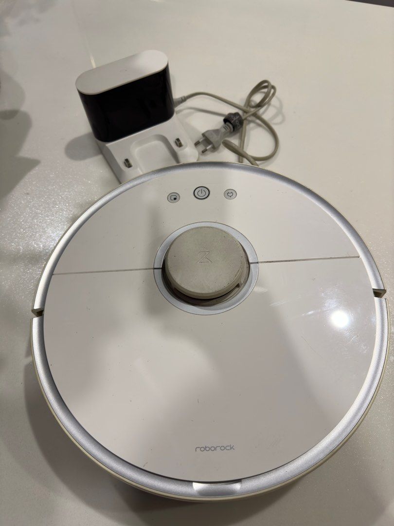 Xiaomi roborock v1 vs hot sale v2
