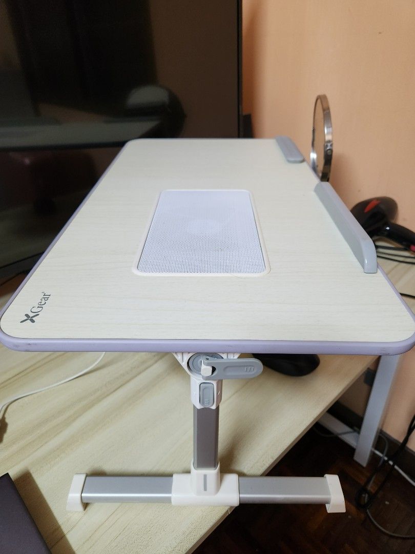 Saiji powered by Xgear Laptop Stand