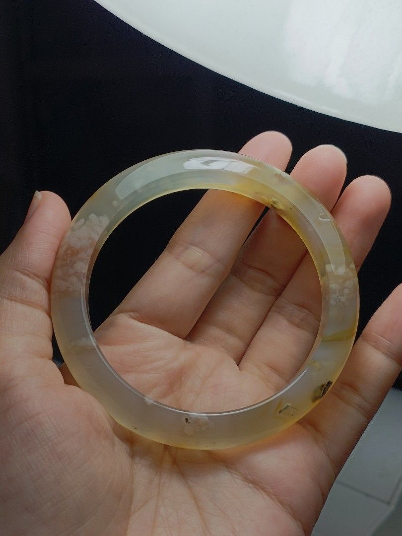 Sakura Agate Bangle (Category: Bracelets) located in Klang. Submitted by fiesya_castafiore (Listing ID 1278014621, Image 3). Description: 57mm.