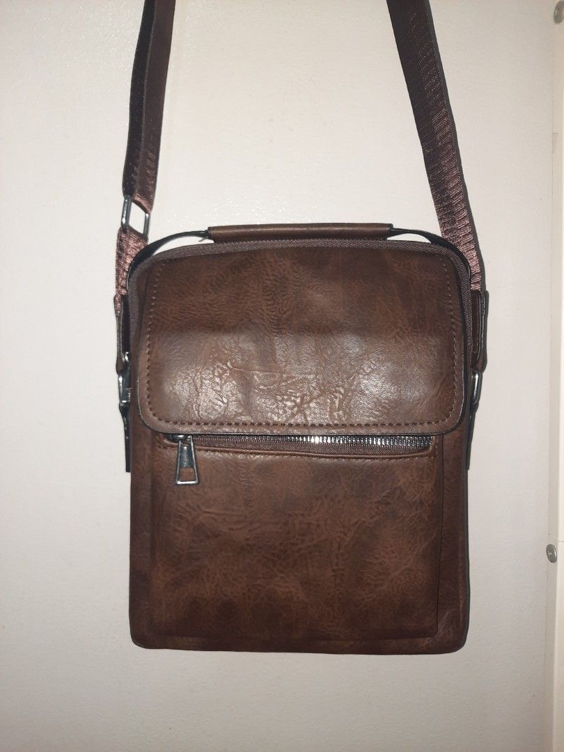 Salvatore mann deals sling bag