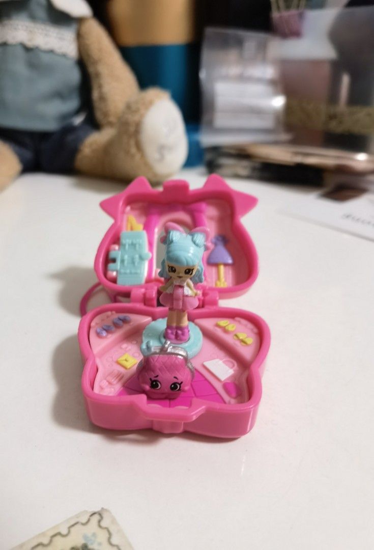 Shopkins locket shop