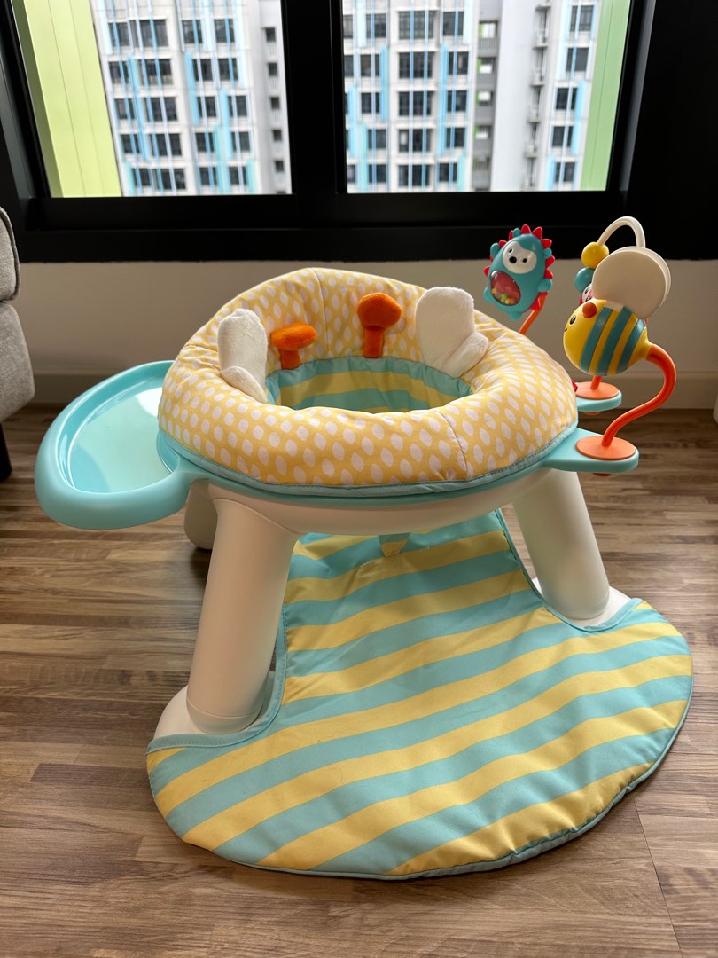 Skip hop 2 in 1 activity floor seat top