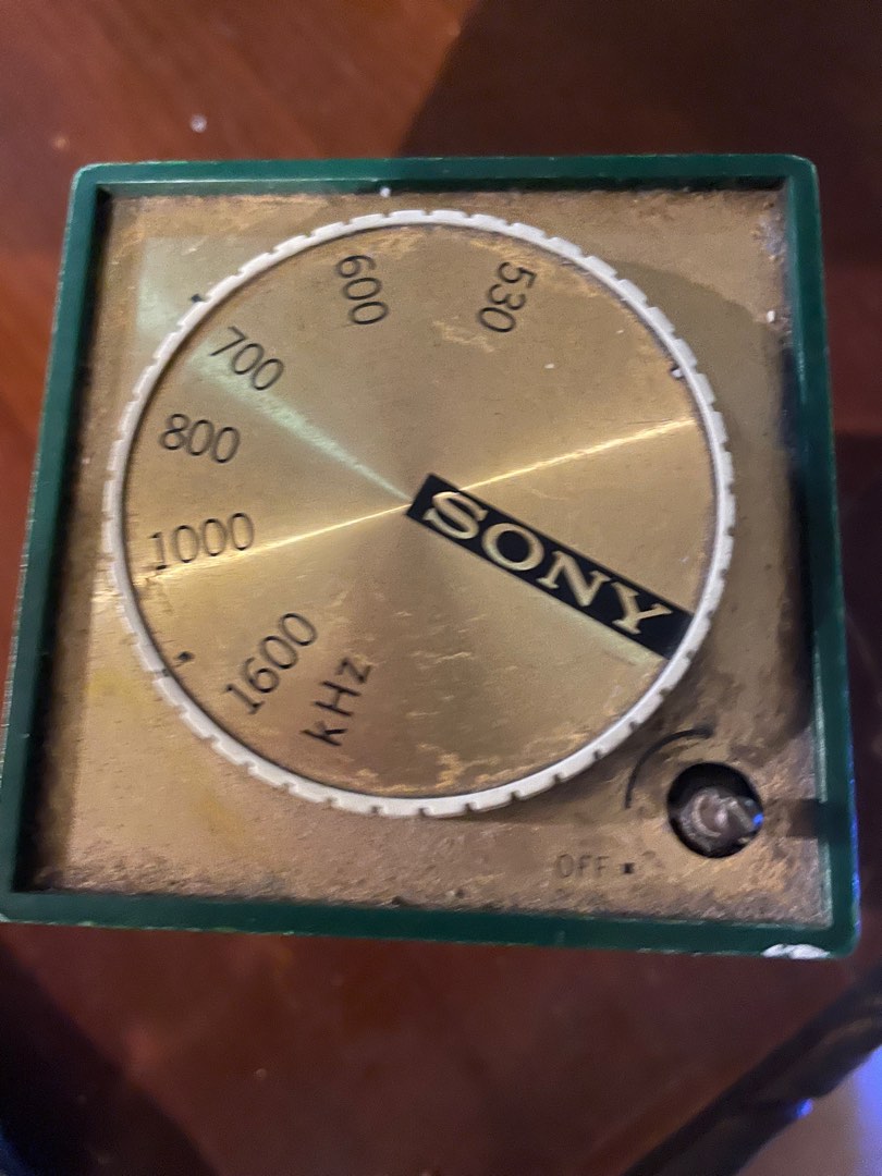 SONY VINTAGE AM/FM RADIO, Audio, Portable Music Players on Carousell