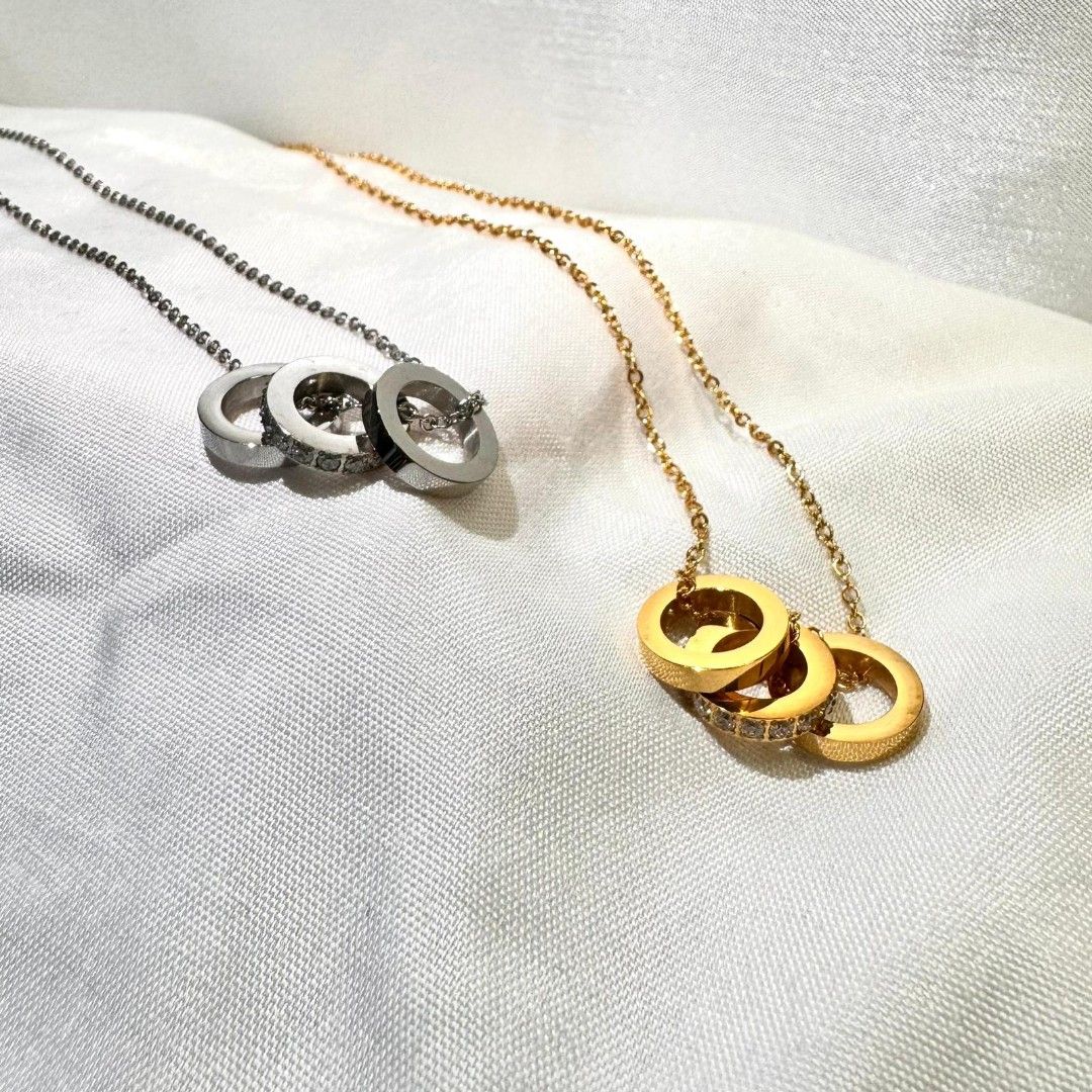 Stainless steel necklace with three ring design Women s Fashion