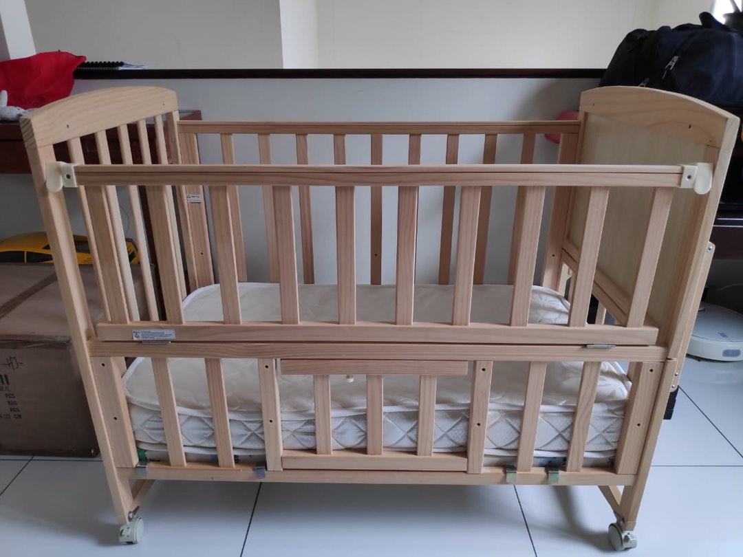 Baby cot on olx shop
