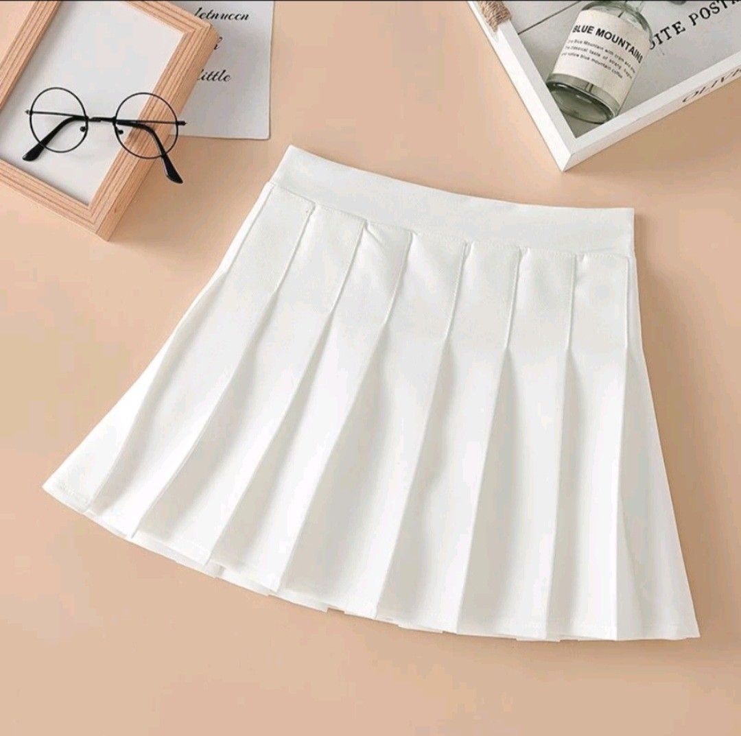 Plain tennis skirt top