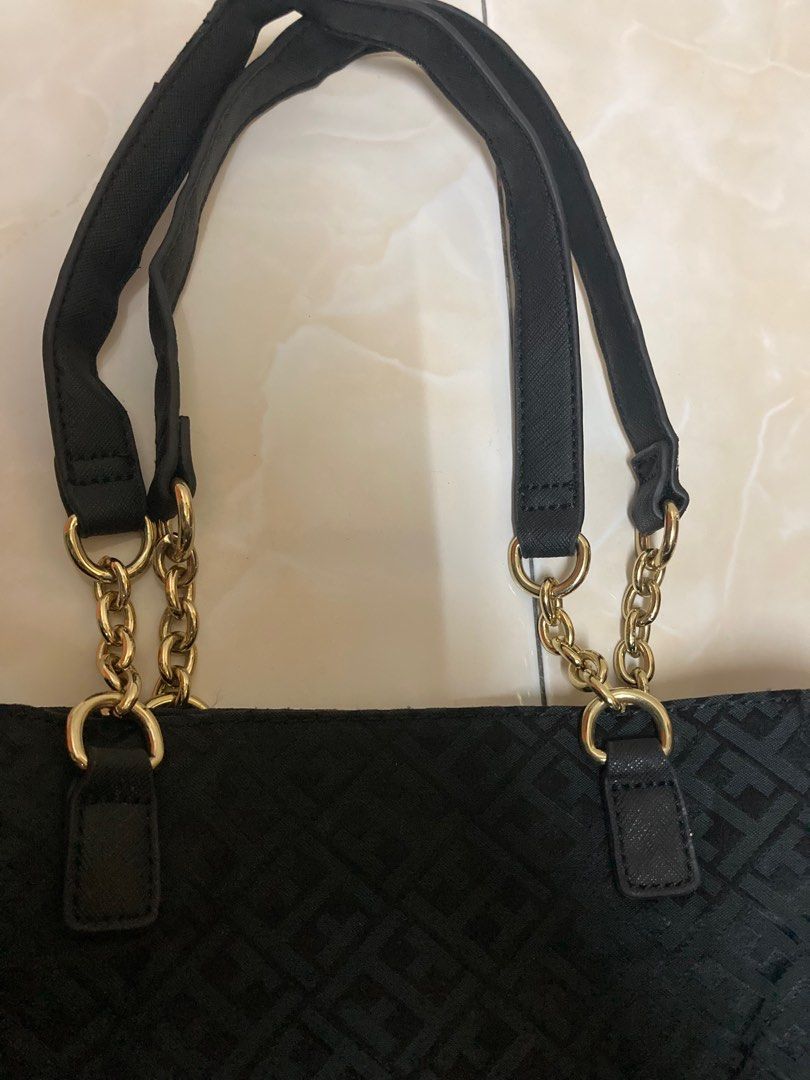 Tommy hilfiger deals chain tote bag