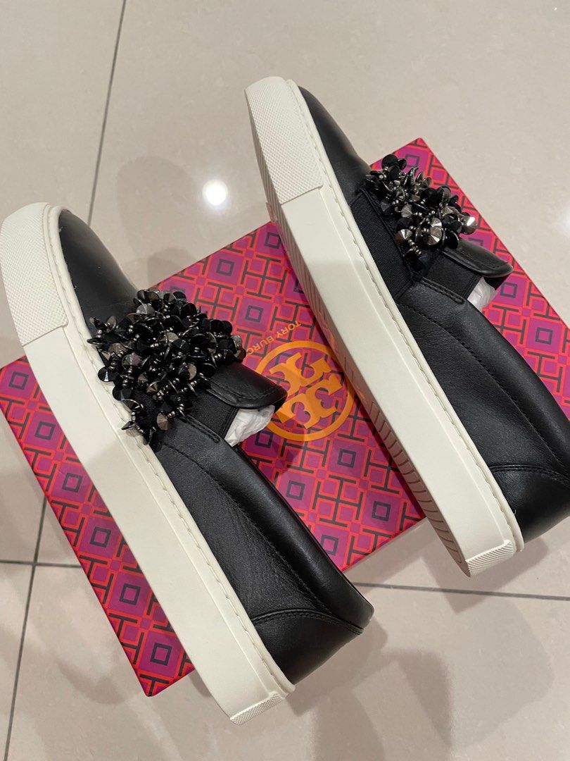 Logan slip on flat tory 2025 burch