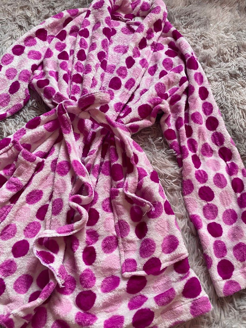 Ulta bathrobe, Women's Fashion, Undergarments & Loungewear on Carousell