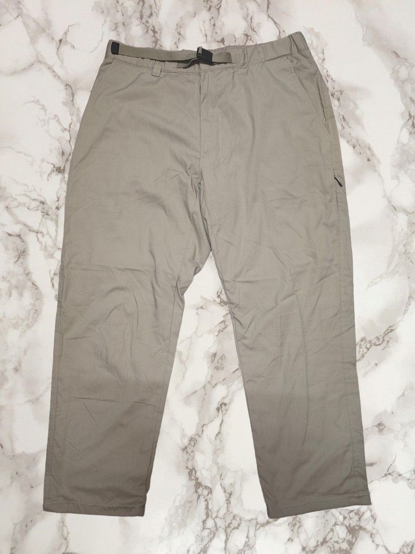 Uniqlo HeatTech Warm Lined Pants (Cargo), Men's Fashion, Bottoms, Trousers  on Carousell