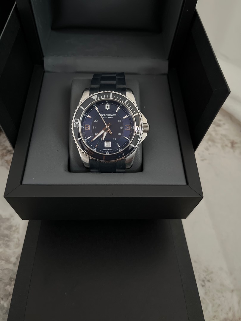 Victorinox maverick men blue watch under warranty Men s Fashion