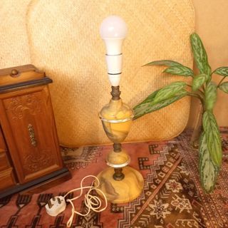 Vintage resin lamp base