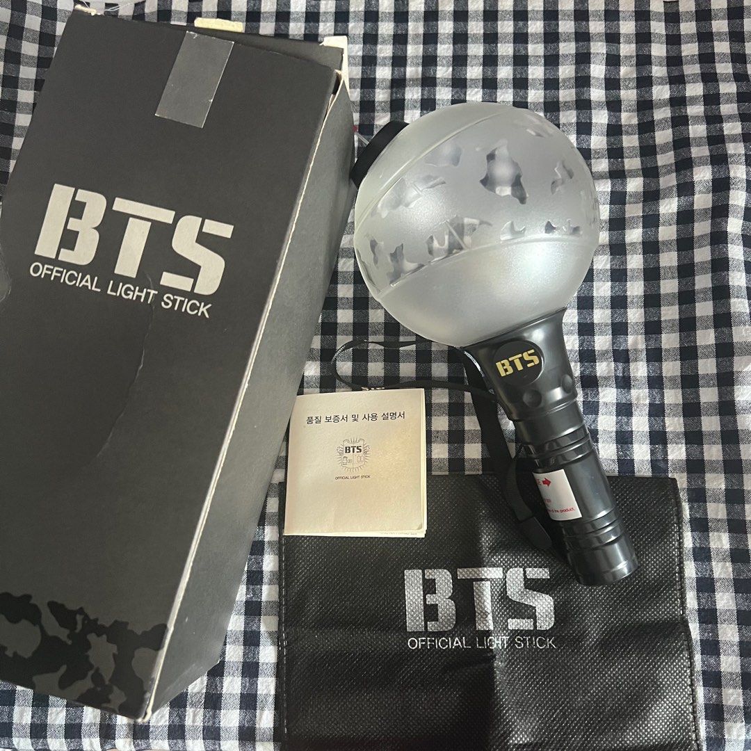 Official army bomb( BTS light stick), Hobbies & Toys, Memorabilia &  Collectibles, K-Wave on Carousell